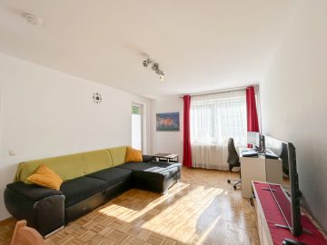 Zeitlose 2-Zi.-Wohnung mit Balkon in Bremen-Schwachhausen, 28213 Bremen, Etagenwohnung