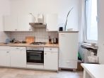Separate Küche - Wohnen mitten im Zentrum: Gut geschnittene 2-Zi.-Wohnung mit Balkon