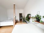 Schlafzimmer - Wohnen mitten im Zentrum: Gut geschnittene 2-Zi.-Wohnung mit Balkon